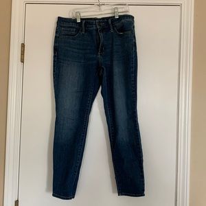 Universal Thread Jeans